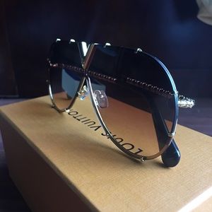 LOUIS VUITTON DRIVE SUNGLASSES